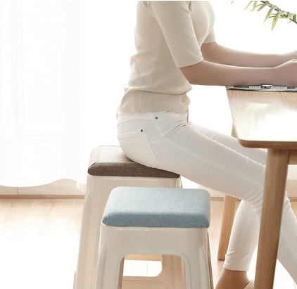 Square bar stool cushion with ties