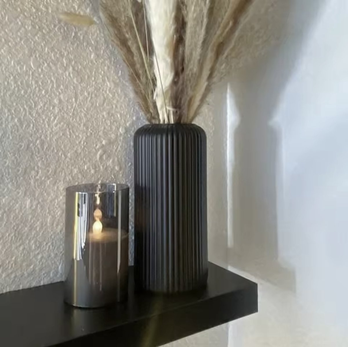 Luxurious Black Vase - Modern Vase - Modern Style - Home Furnishings - Chic - Classic Style - Matte Black Interior - Matte Black Interior - Modern Interior - Classic Model - Vase - Flower Vase - Chic Flower Vase Luxurious Black Vase - Modern Vase - Modern Style - Home Furnishings - Chic - Classic Style - Matte Black Interior - Matte Black Interior - Modern Interior - Classic Model - Vase - Flower Vase - Chic Flower Vase