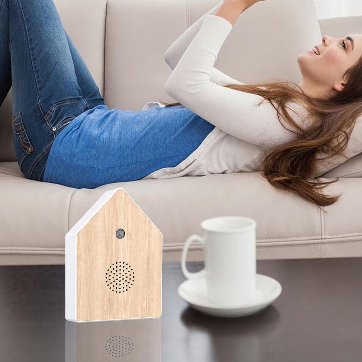 Motion detectors with nature sounds - Wall-mounted housing - Nature sounds - Birdsong - Songs - Suitable for hallways