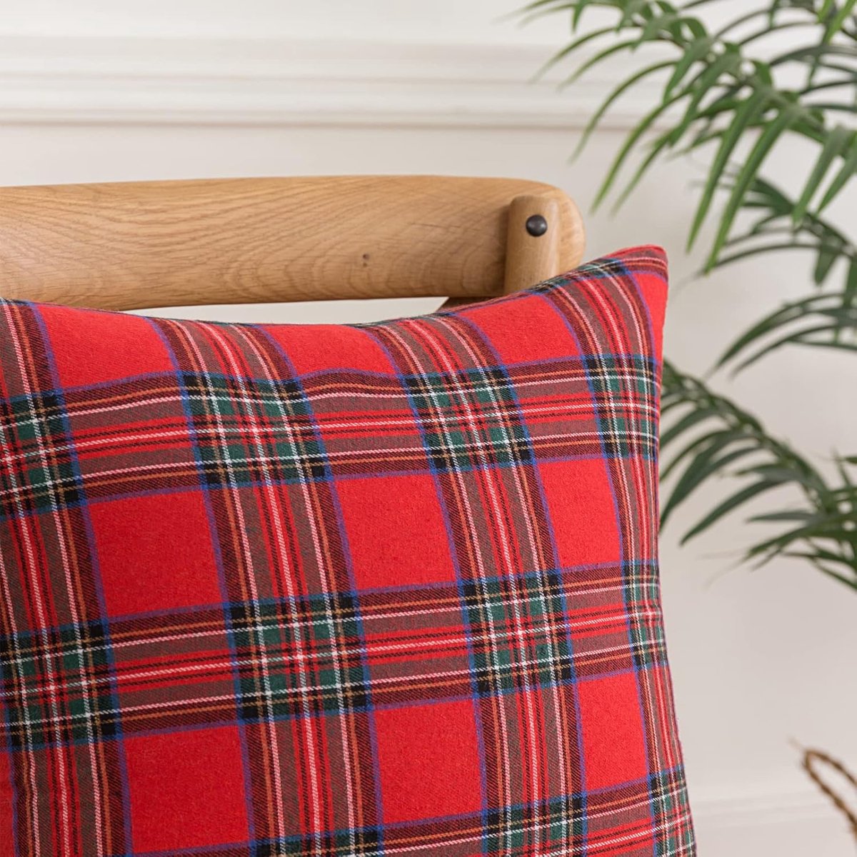 Decorative Pillowcases - Tartan Cushion Covers - 45 x 45 cm (18 x 18 inches) - Set of 2 - Invisible Zipper - Perfect for Sofa