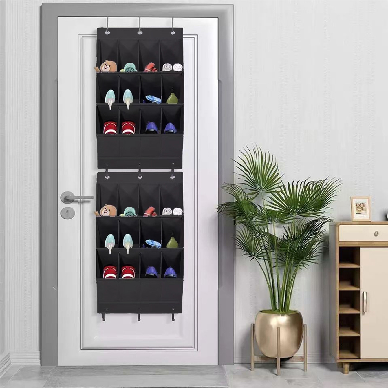 Wall-mounted shoe hat rack with hooks