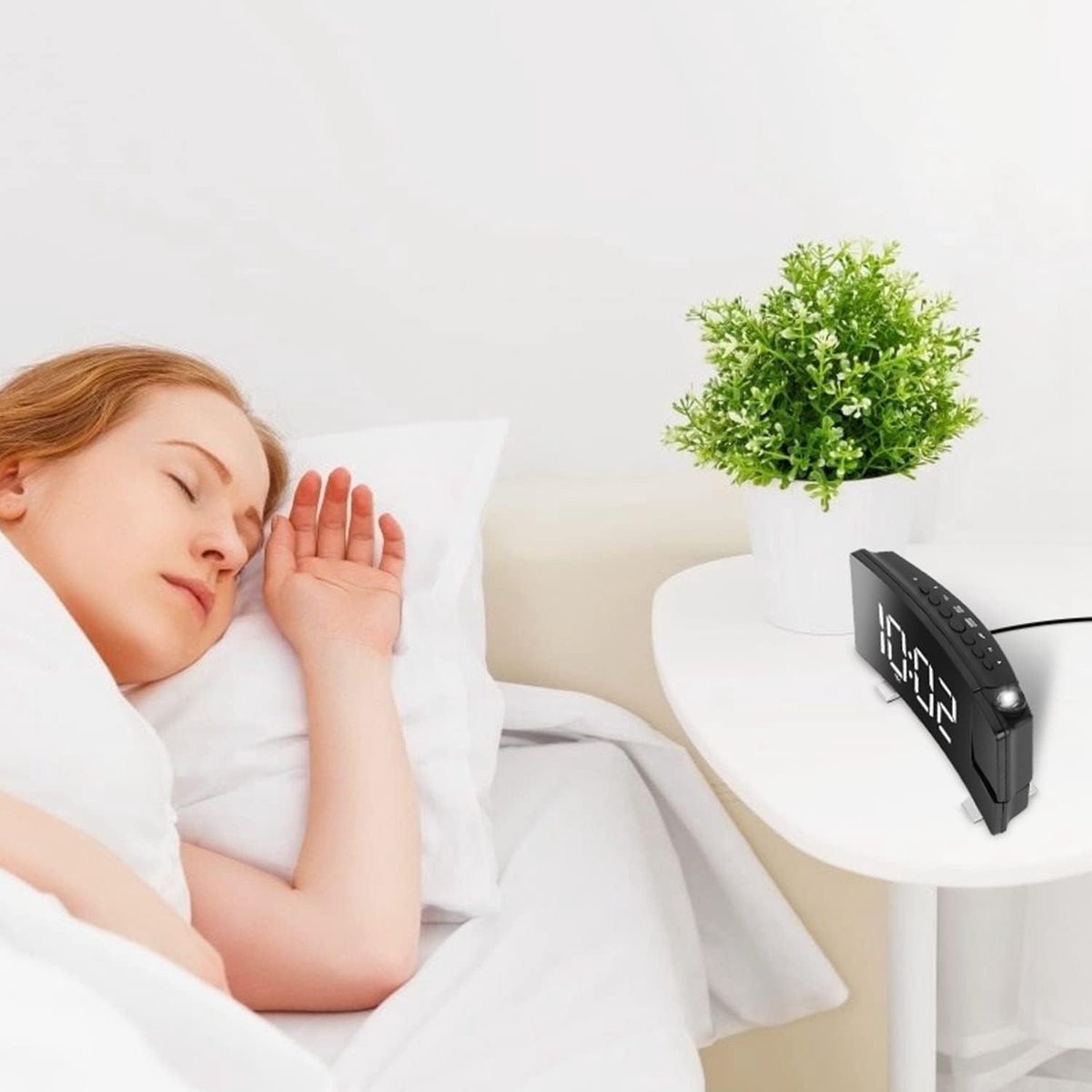 Alarm clock - radio - clock - Projection alarm clock - Digital alarm clock - Projection clock - Alarm clock radio - Clock radio - digital clock - projection clock - Multifunctional - LED - Adjustable brightness - Loud enough - for bedroom / living room /