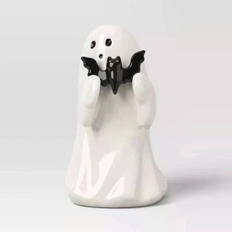 Creative Resin Middle Finger Ghosts Halloween Decorations 8CM Crafts Bat Ghost Compatible with Spranks Garden Decor Creative Resin Middle Finger Ghosts Halloween Decorations 8CM Crafts Bat Ghost Compatible with Spranks Garden Decor