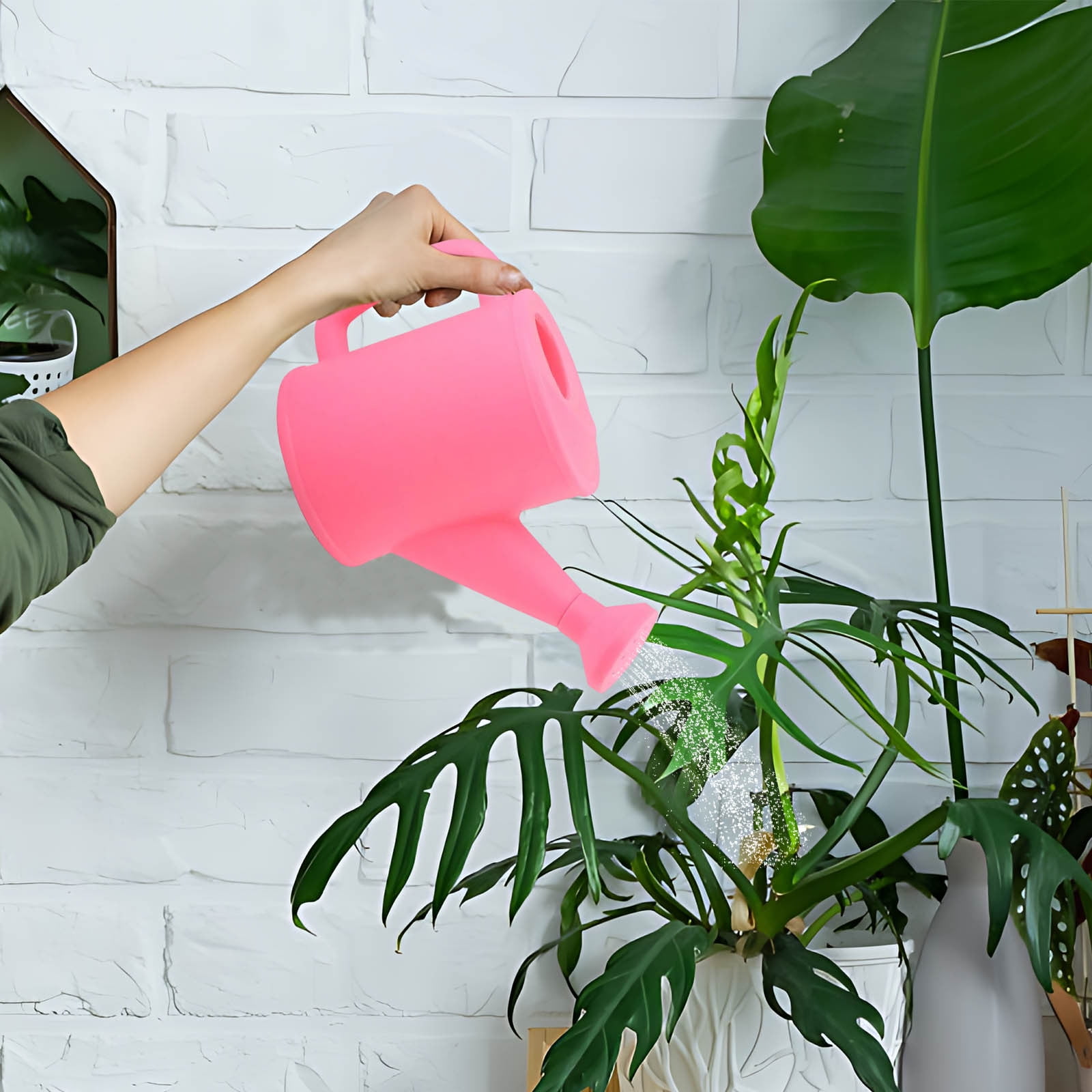 Dmlowu Watering Can 700ml Plastic Kids Watering Can Light-Weight Watering Can Indoor Plants for Artificial Plants Outdoor Garden Flowers Live Plants