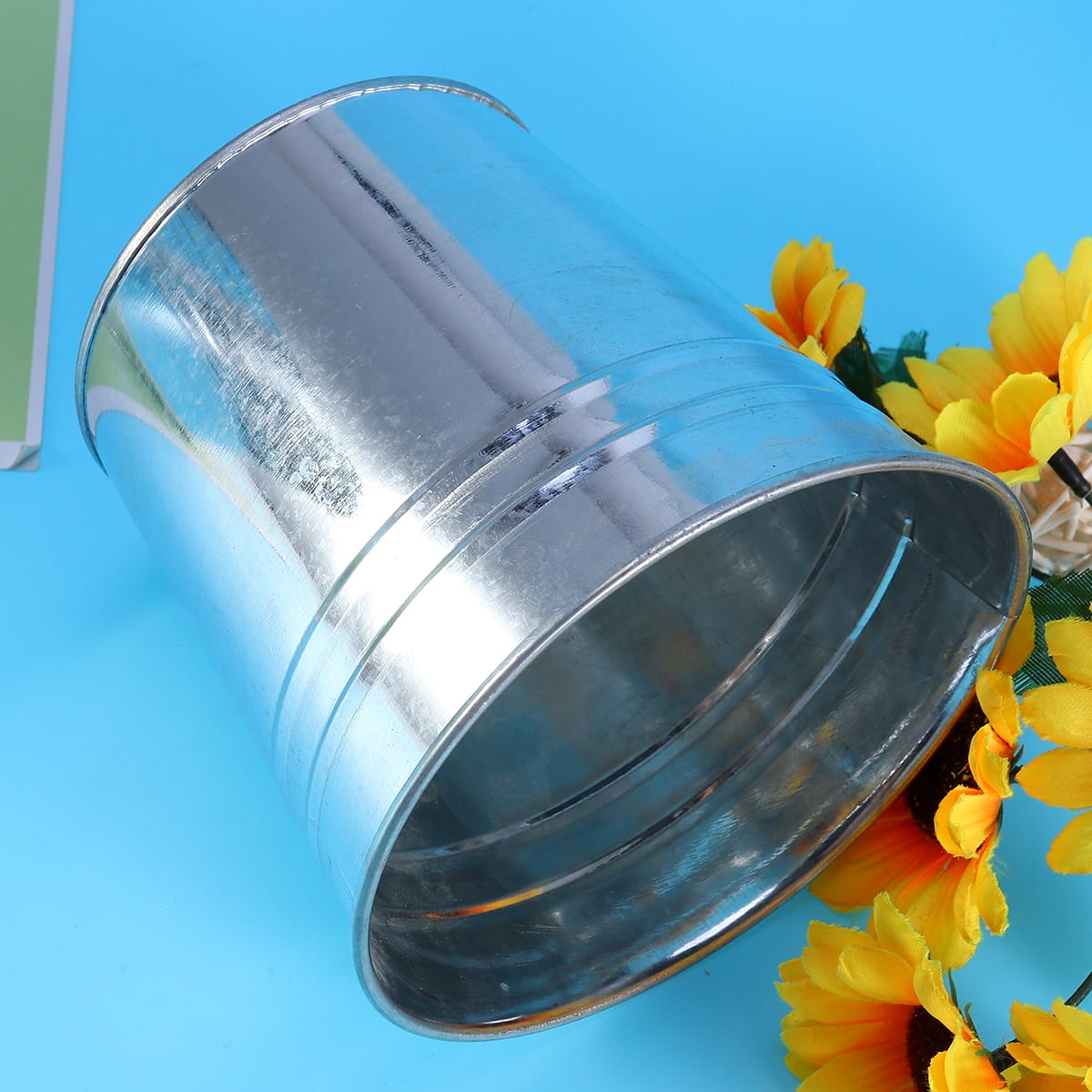Ortofally 5Pcs Galvanized Metal Flower Pot Rustic Small Metal Buckets Vintage Farmhouse Flower Vase Candy Holder for Garden Landscape Decors 5pcs Silver