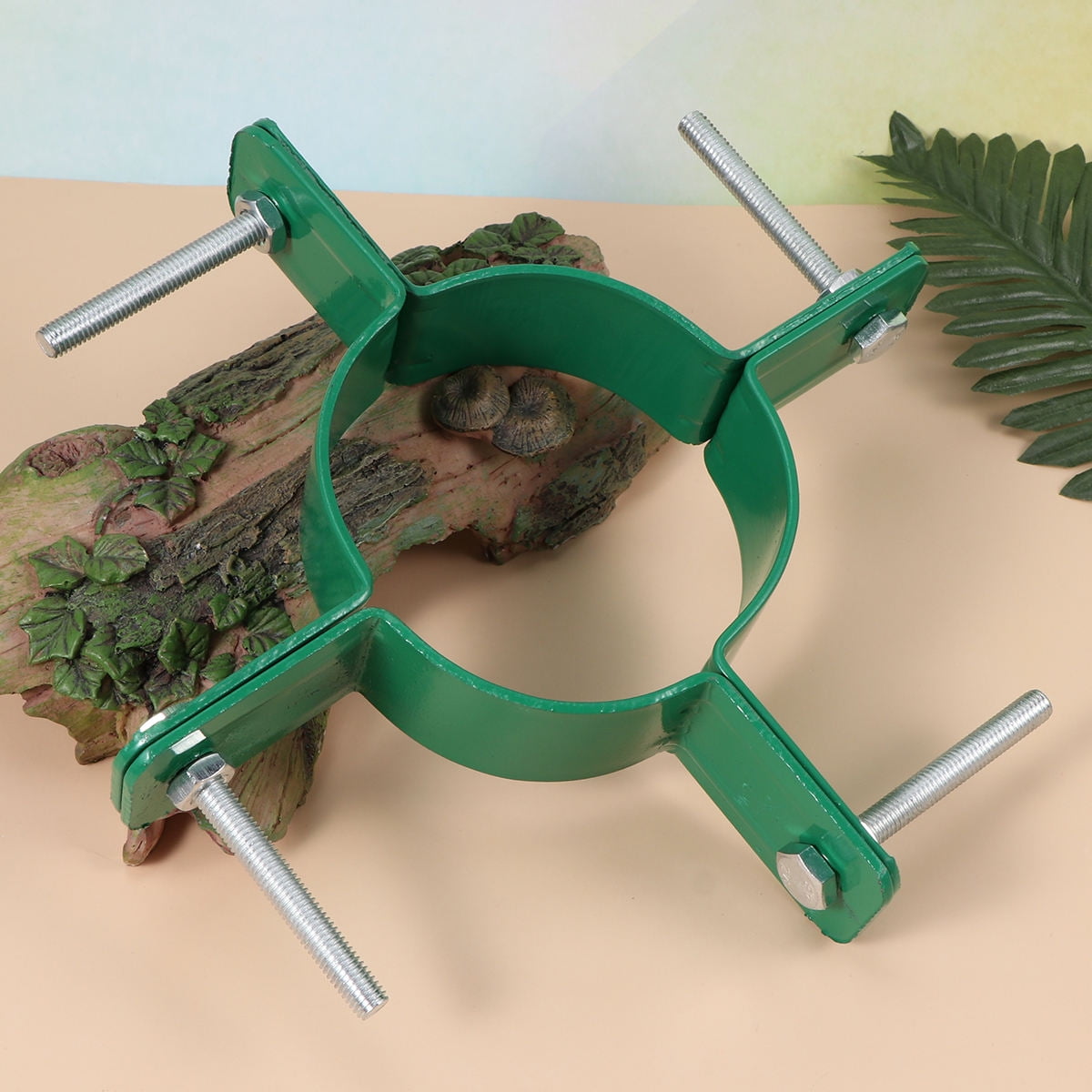 Masteelf Durable Iron Tree Fixator for Outdoor Use with Easy Application Green Color 15cm Diameter Masteelf Durable Iron Tree Fixator for Outdoor Use with Easy Application Green Color 15cm Diameter