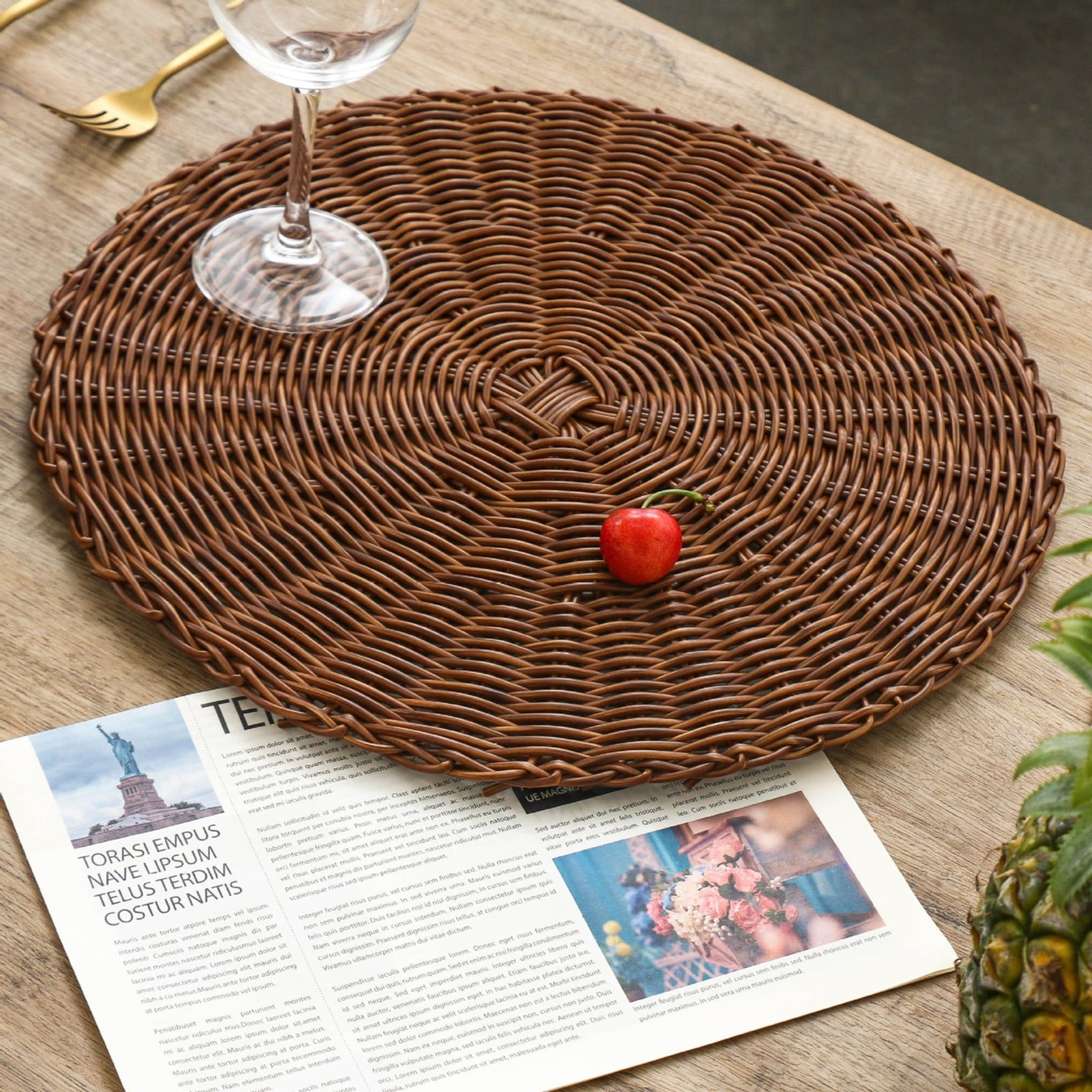 14 Inch Round Woven Placemats