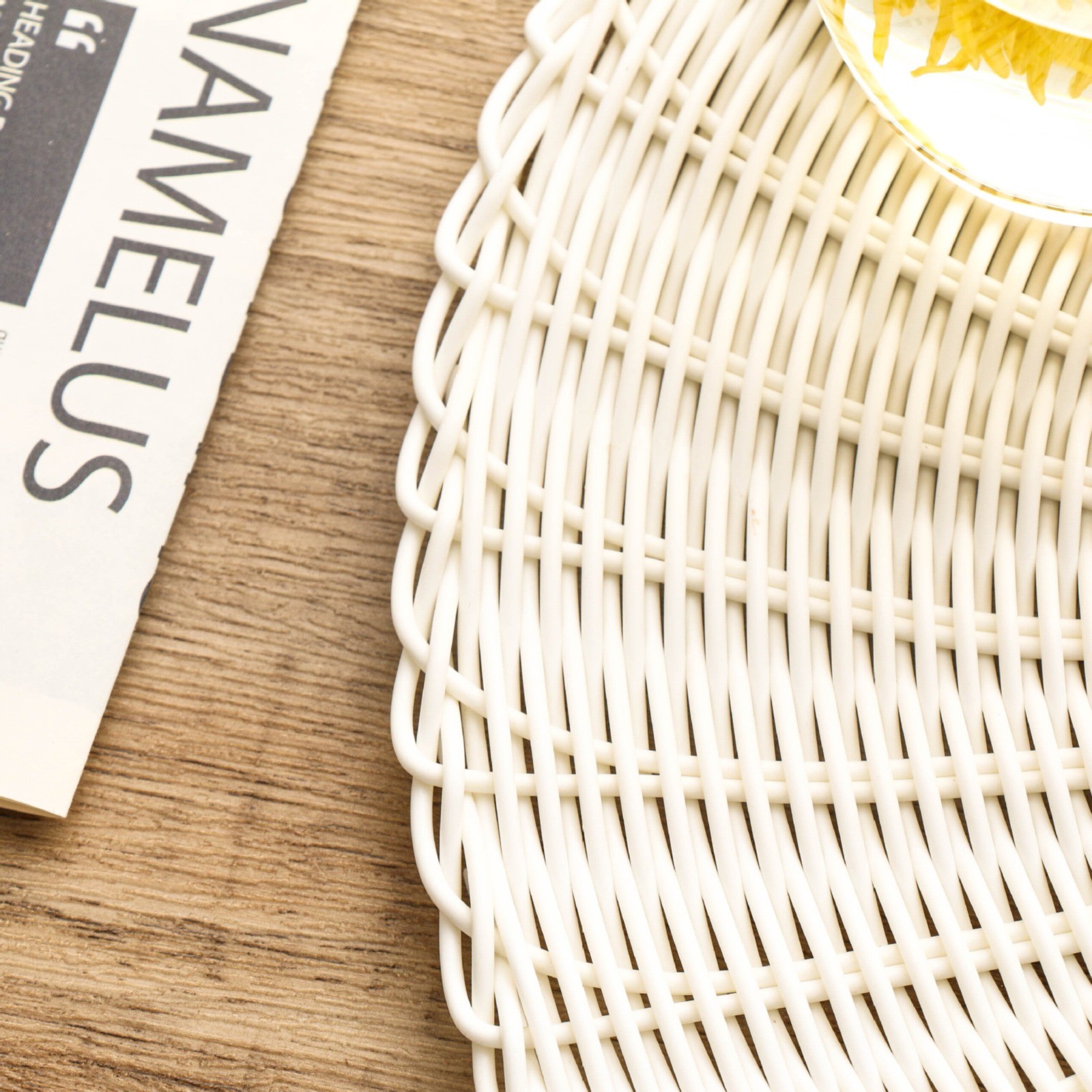 14 Inch Round Woven Placemats
