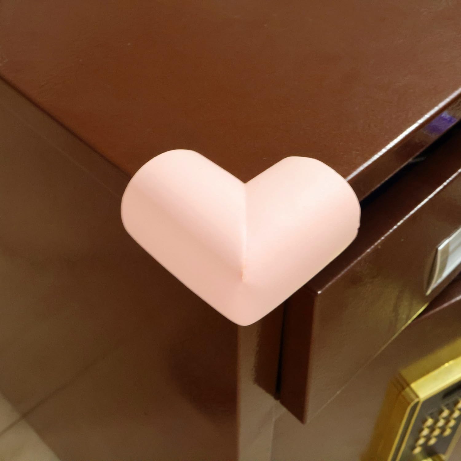 Corner protectors - Table corners - Furniture bumpers - Table protector - Protective corners - Furniture protectors - Bumper pads - Wall protector - Door stopper - Foam rubber bumper strips - Self-adhesive table edge - Universal corners - Pink - 12 pieces
