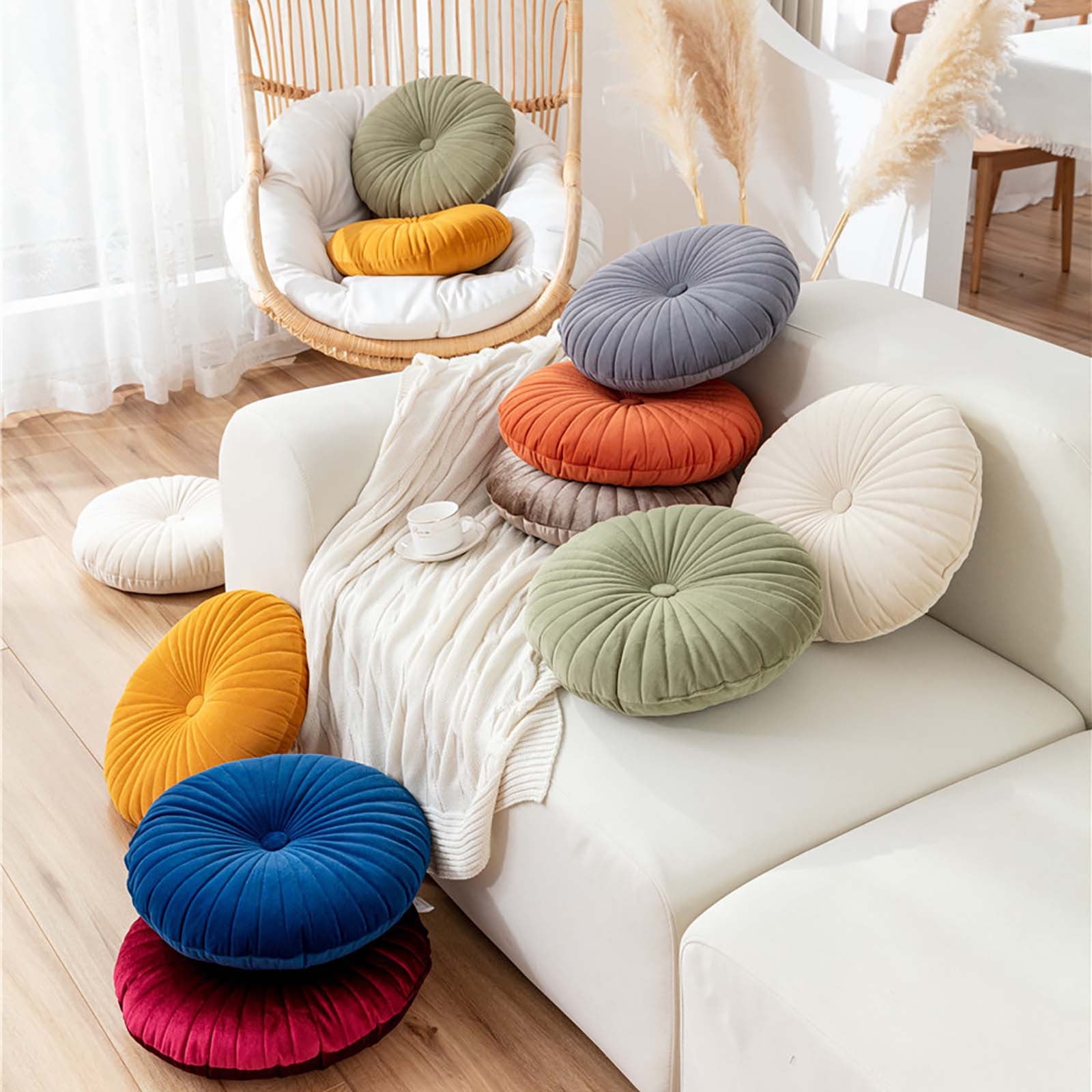 Darzheoy Round Throw Pillow 15.7 inch Decorative Round Velvet Floor Pillows Small Pumpkin Throw Pillow Cushion for Living Room Sofa Bed