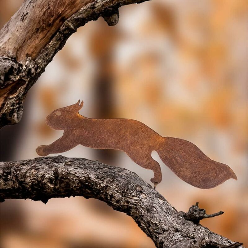 Tree Squirrel - Metal Garden Decoration - 30 cm - Natural Rust Patina