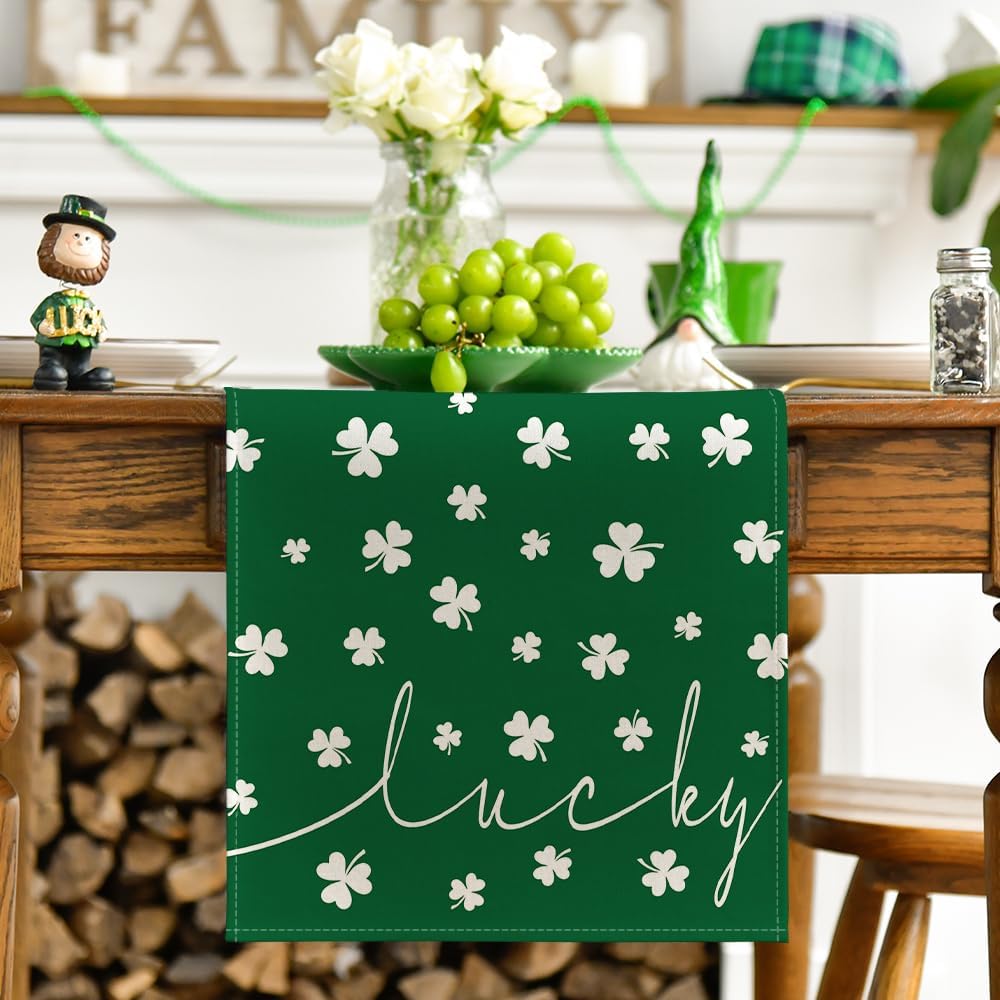 Green Lucky Shamrock St. Patrick%27s Day Table Runner