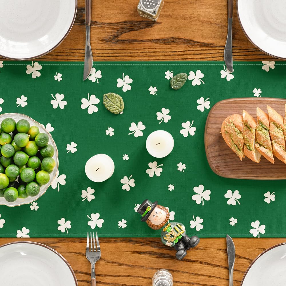 Green Lucky Shamrock St. Patrick%27s Day Table Runner