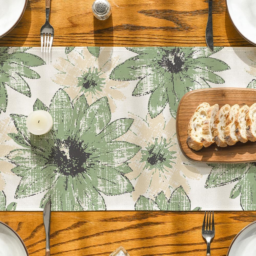 Green Retro Daisy Spring Table Runner