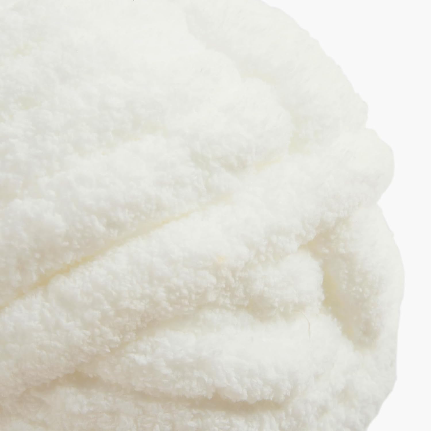 Chunky Yarn for Hand Knitting Soft Jumbo Bulky Fluffy Yarn for Crocheting Blanket Scarf DIY 8 Pack (Cream