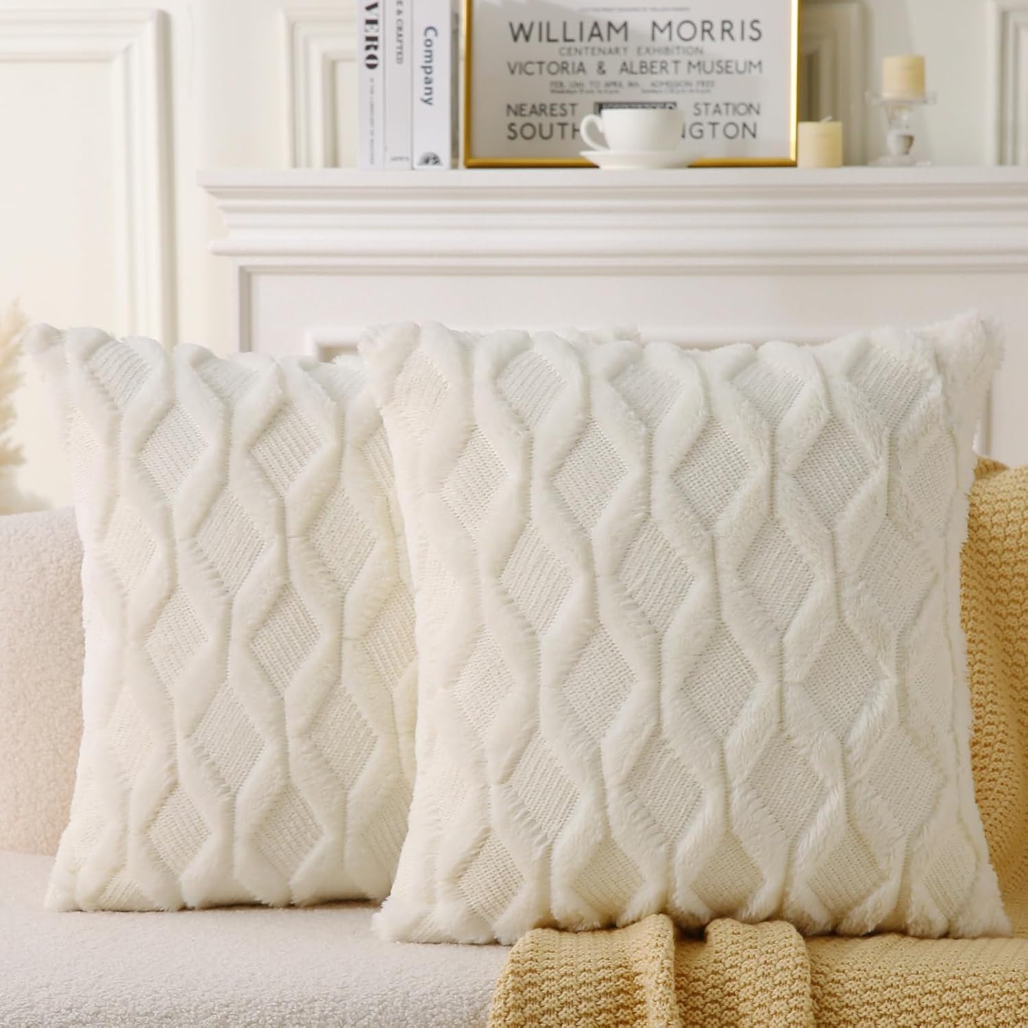 18" x 18" Decorative Throw Pillow with Inserts 18" x 18" Decorative Throw Pillow with Inserts