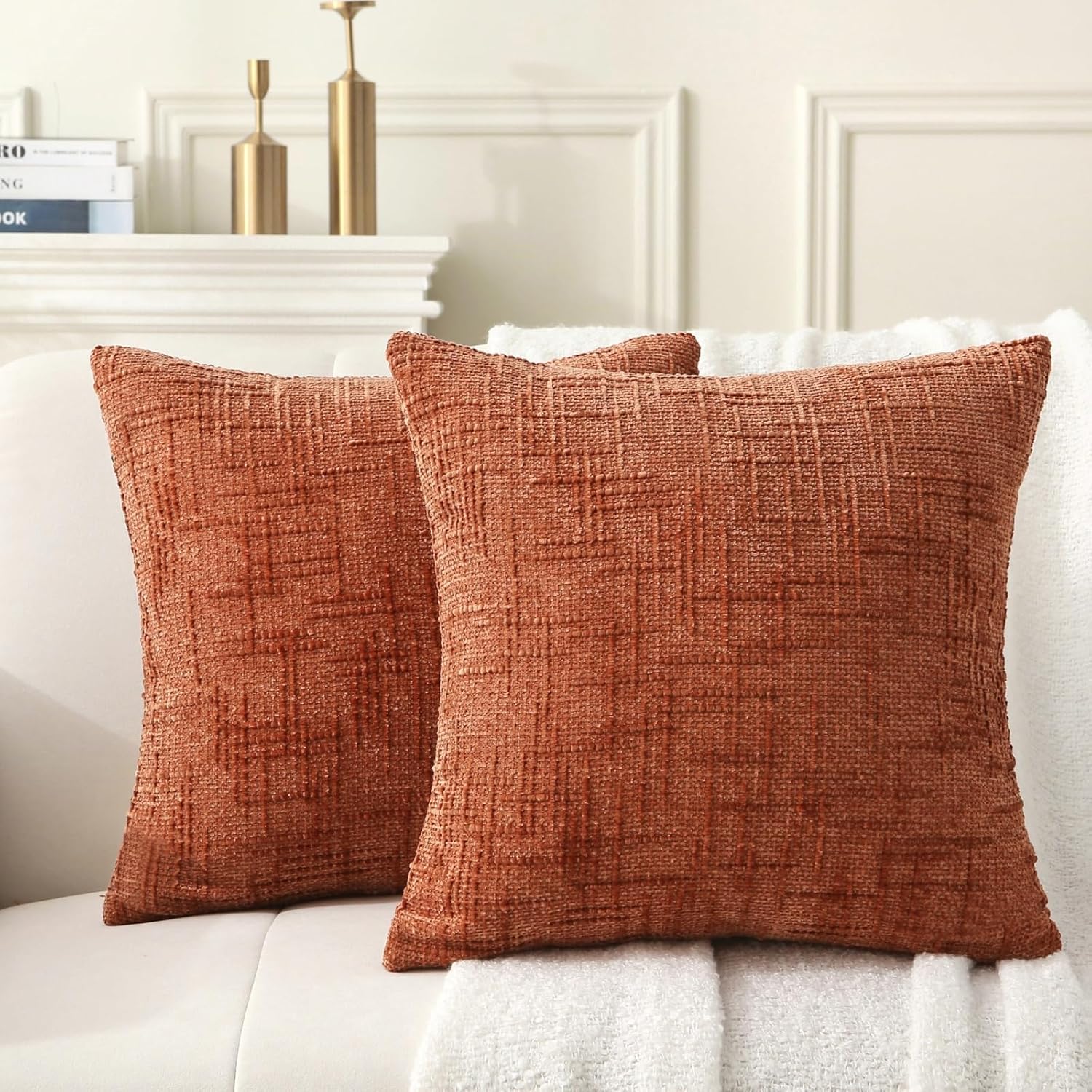 18" x 18" Decorative Throw Pillow with Inserts 18" x 18" Decorative Throw Pillow with Inserts