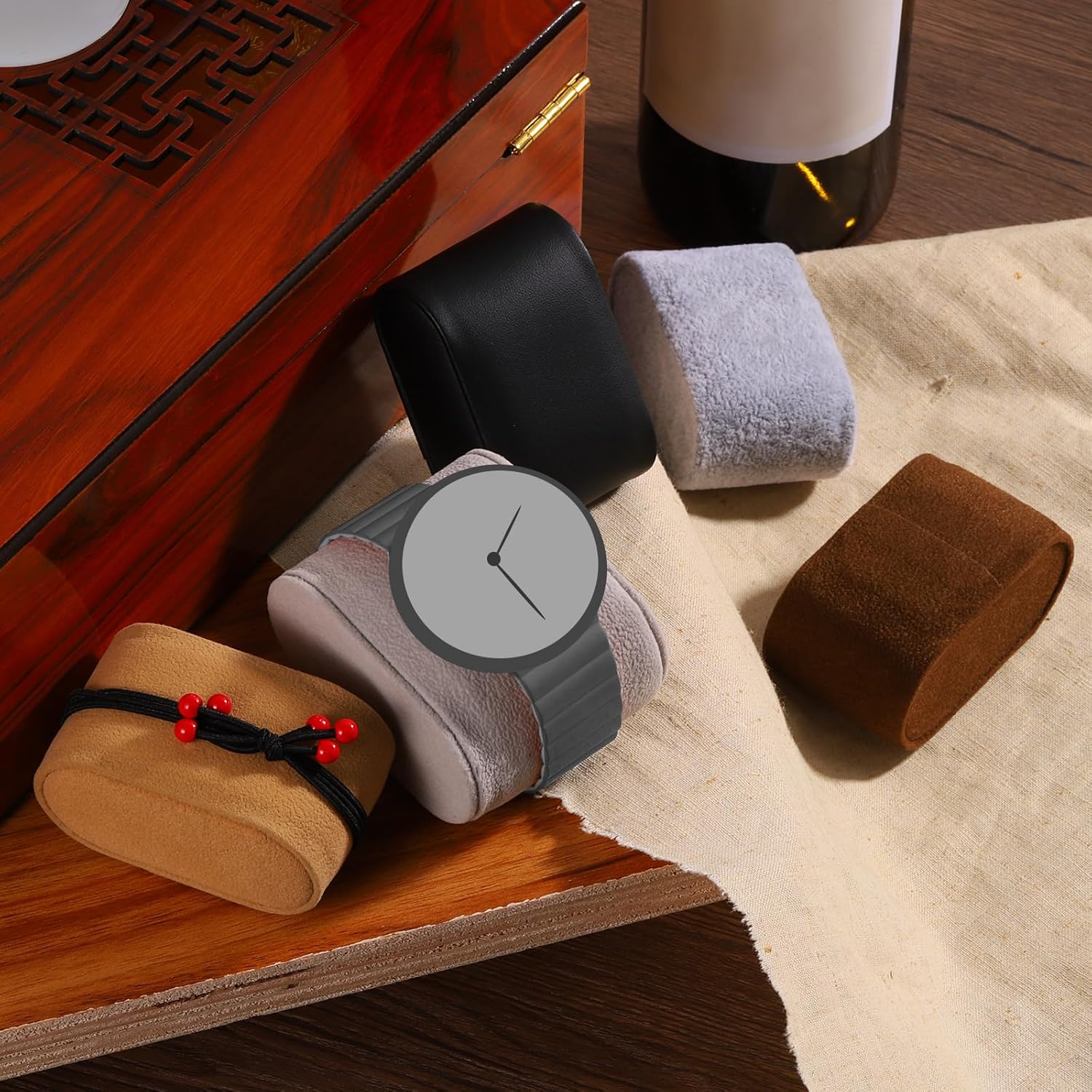 6Pcs Bracelet Watch Pillow PU Leather Jewelry Display Pillows for Watch Box Bangle Cushions Display Storage (2.95" x 2.09" x 1.77"