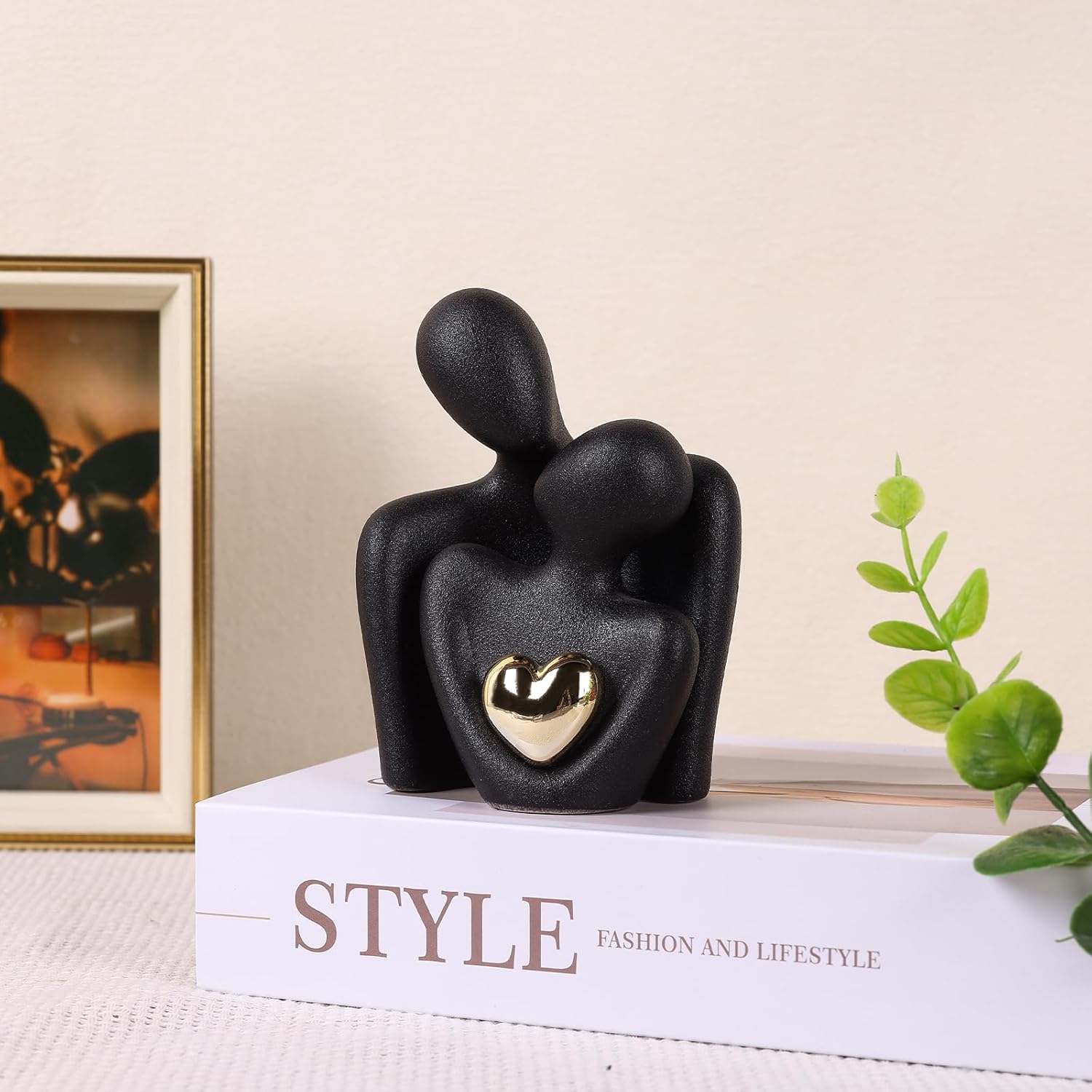 Mini Couples Statue - Ceramic Romantic Pair in Love Figurines for Bedroom Decor