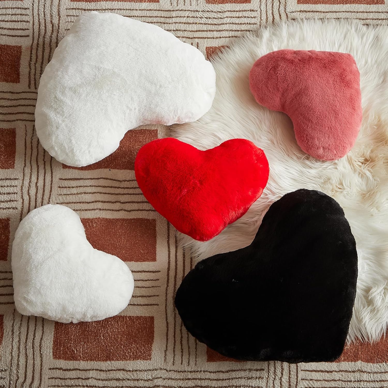 Heart Pillows for Valentine%27s Day