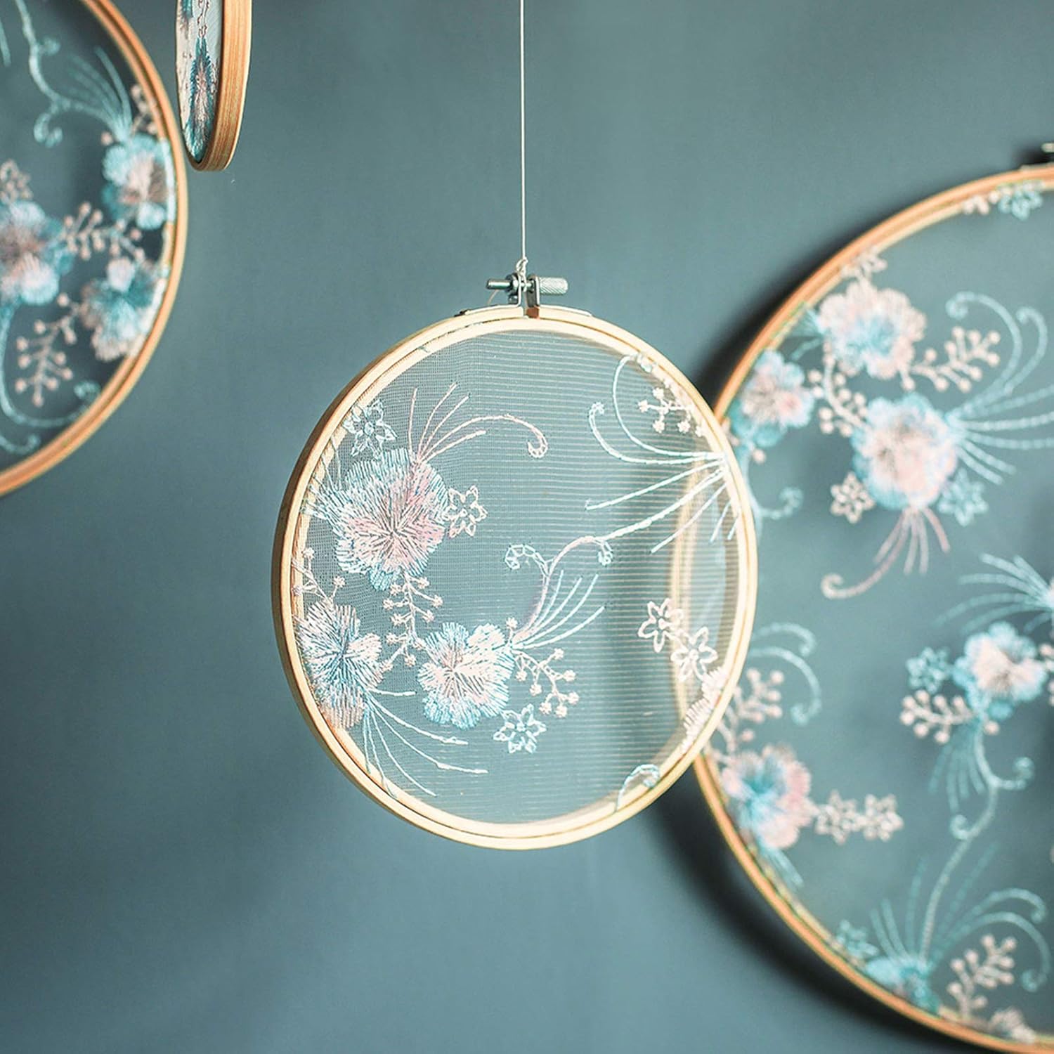 5 PCS Embroidery Hoops Round Bamboo Embroidery Hoop Circle Embroidery Frame Wood Hoop Cross Stitch Hoop Adjustable Sewing Rings Hoop for Embroidery Cross Stitching Crafts(4-8inch)