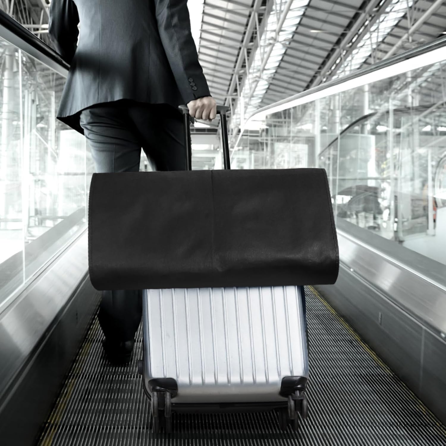 Garment Bags for Hanging Clothes Travel 43" Suit Bags for Closet Storage with Pockets Breathable Clothes Bags for Travel