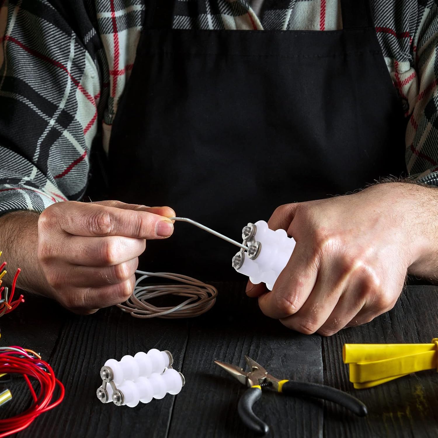 2 Pieces Jewelry Wire Straightener Tools Nylon Floral Wrapping for Making DIY Crafts Aluminum Craft Line Straightening