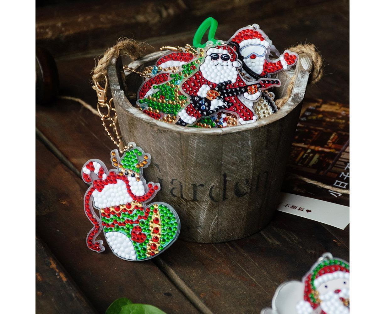 15Pcs Christmas Dot Drill Decorative Painting Keychain Decor DIY Crystal Key Ring Pendant Gift