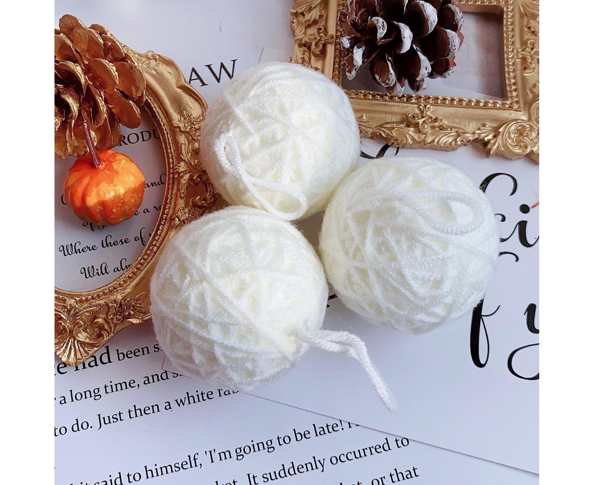 6Pcs Christmas Ball Ornament Handmade Soft Texture Decorate Foam Floral Bouquet Wool Winding Ball for Christmas - White
