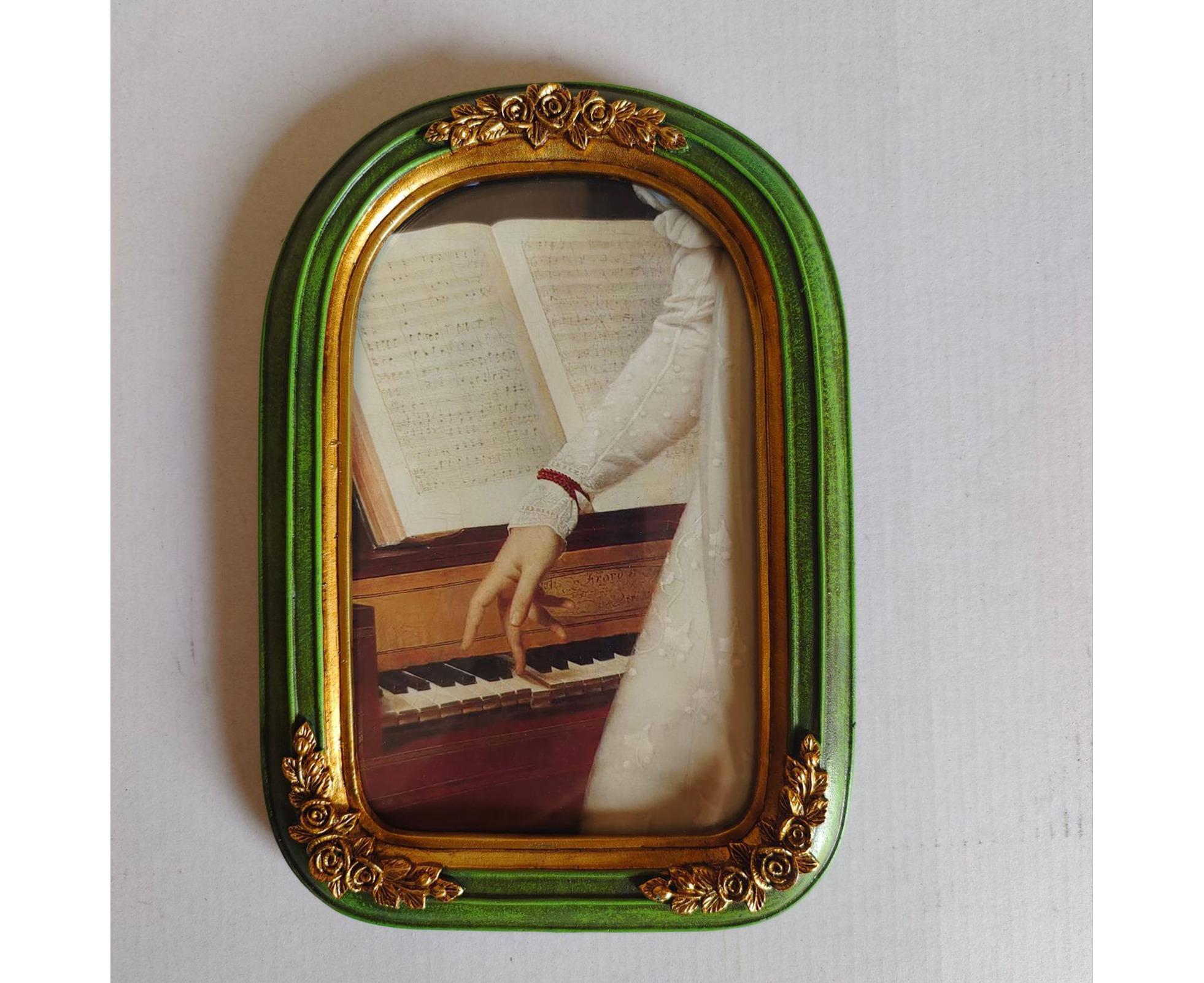 French Vintage Picture Frame Carving Flower Elegant Victorian Resin High Clarity Glass Wall Hanging Art Painting Photo Display Frame Home Decoration - Green