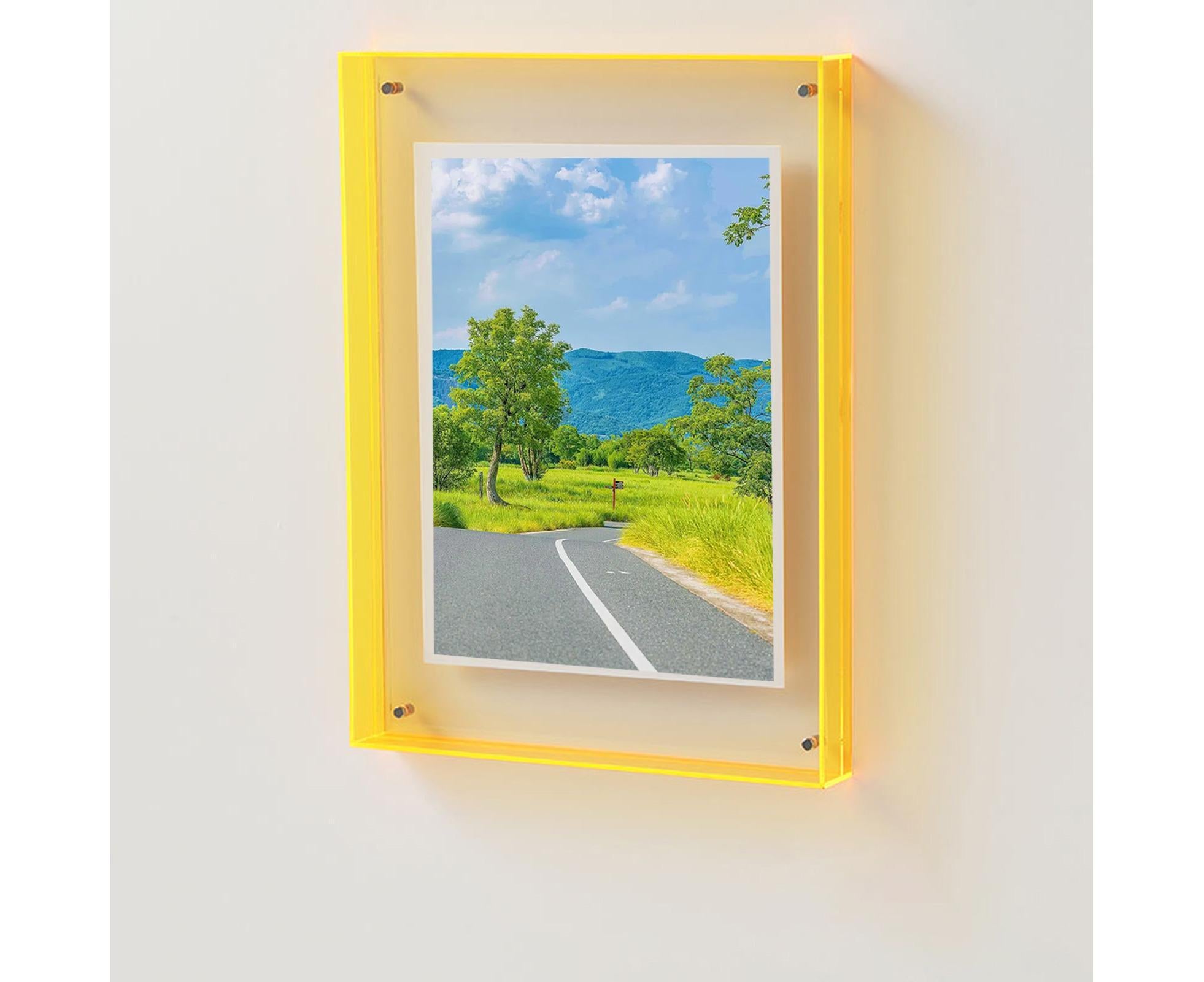 Photo Frame Vibrant Floating Acrylic Picture Frame Desk Wall Art Frame for Gallery Home Office Decorationluorescent Yellow 16cm