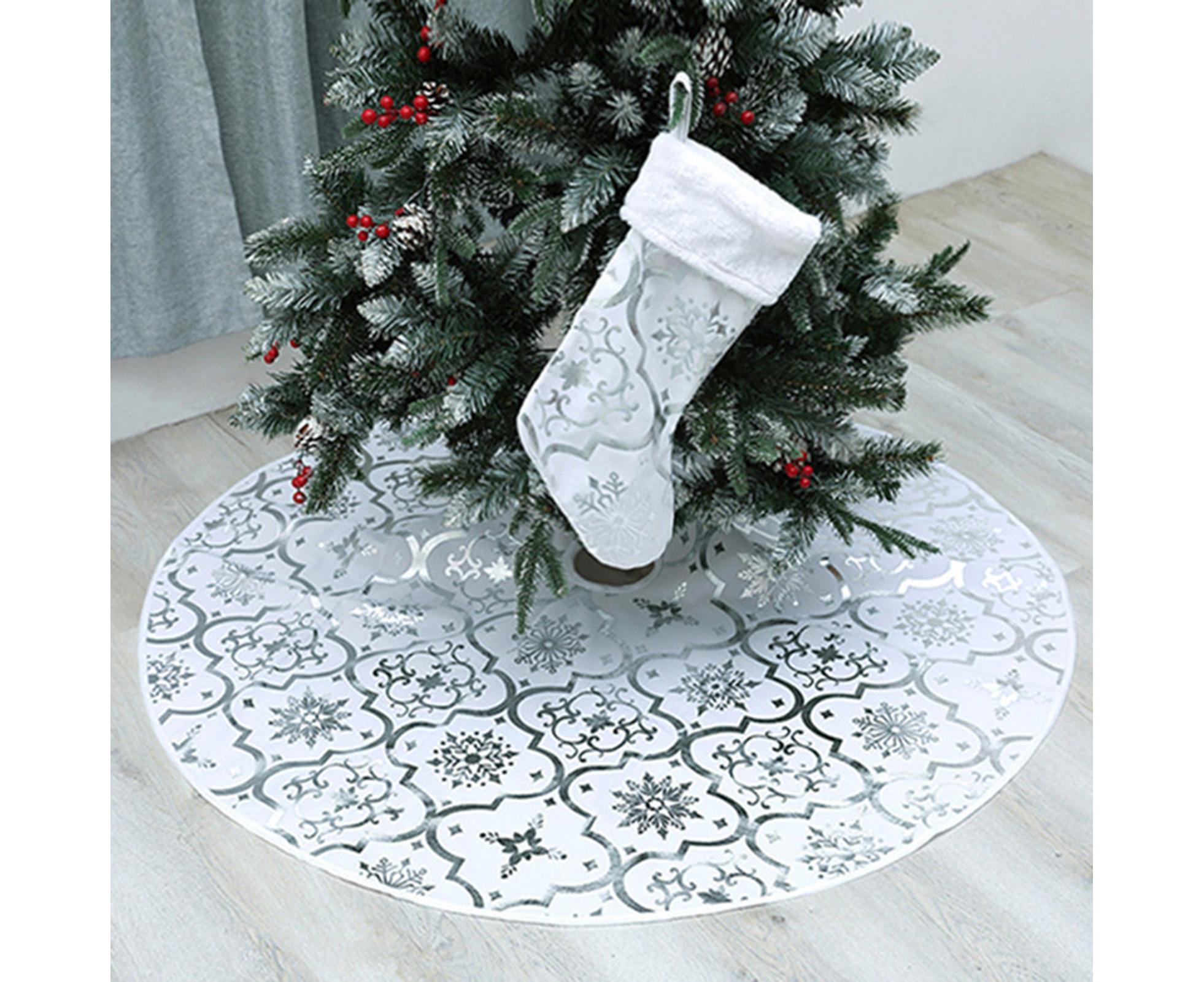 Tree Skirt Polyester Snowflake Pattern Tree Carpet-White