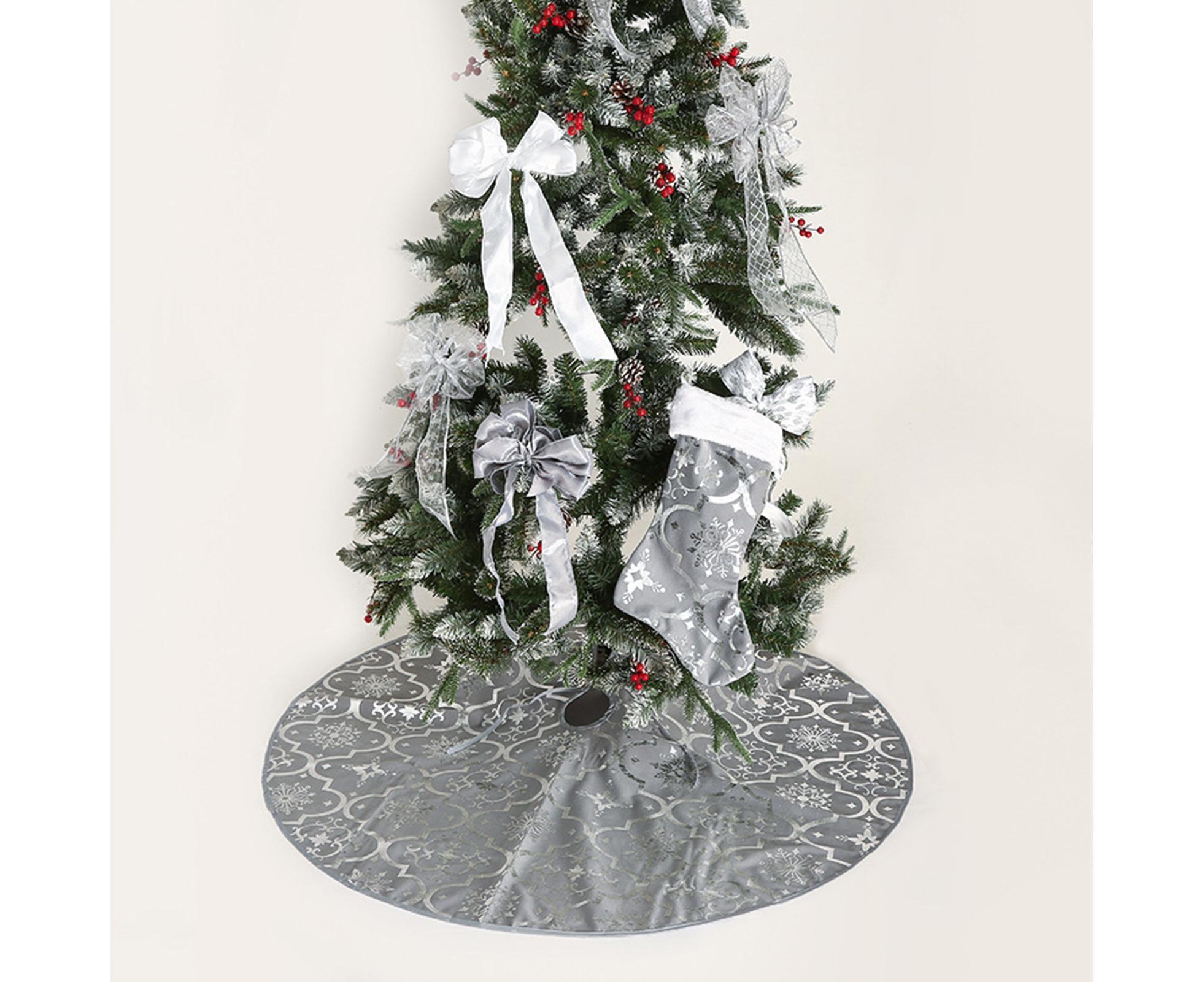 Tree Skirt Polyester Snowflake Pattern Tree Carpet-White