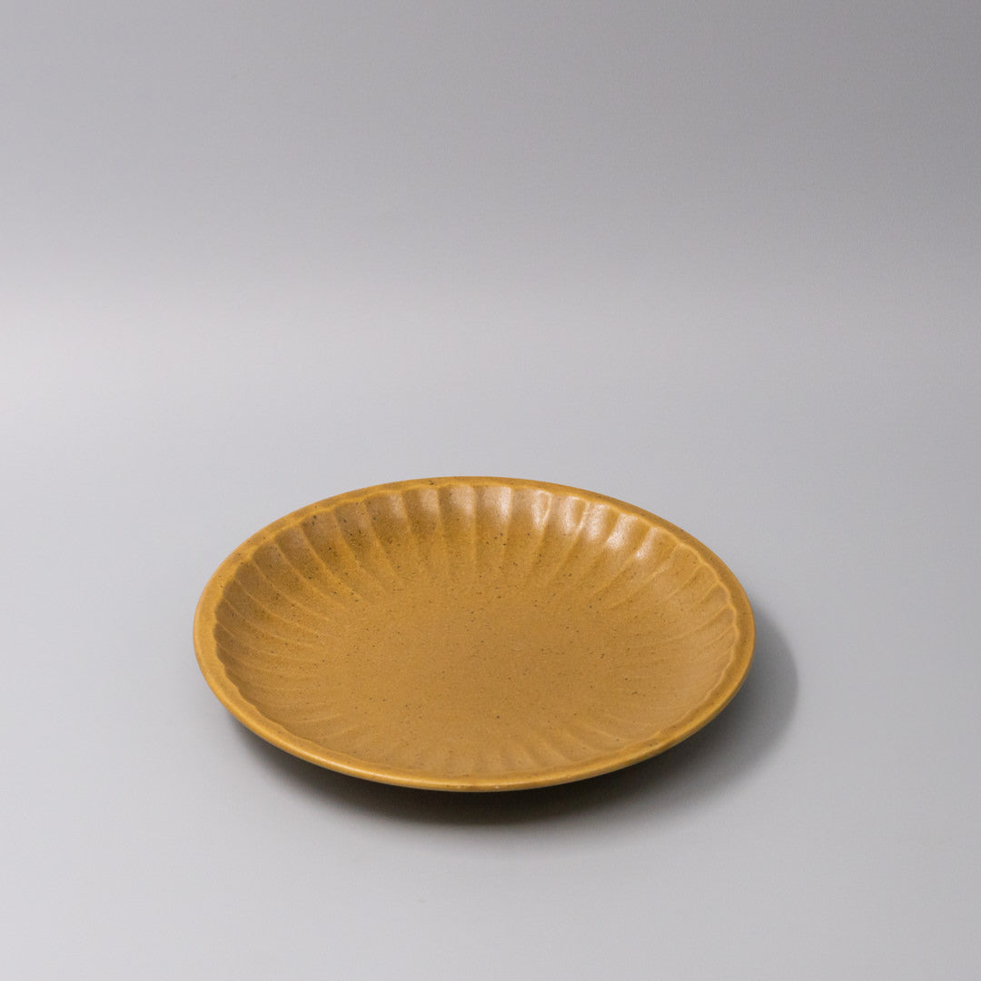 Plate 21.5cm Sunburst Turmeric Glaze Plate 21.5cm Sunburst Turmeric Glaze