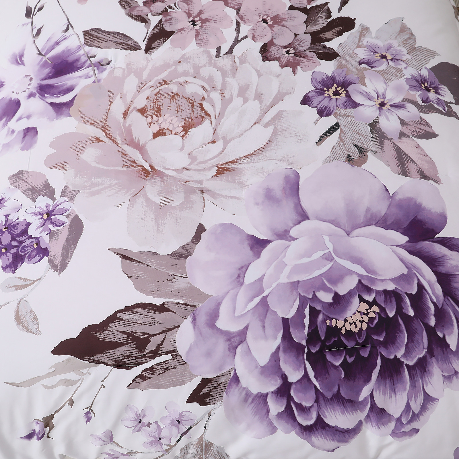 Elegant Floral Comforter Set