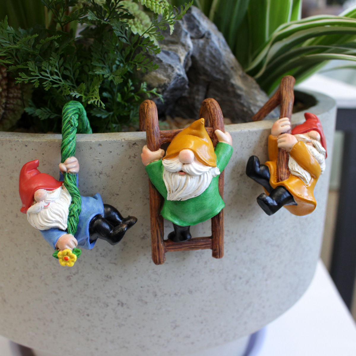 Resin Dwarf Garden Ornaments - Pastoral Succulent Planter & Hanging Pot Decorations Resin Dwarf Garden Ornaments - Pastoral Succulent Planter & Hanging Pot Decorations