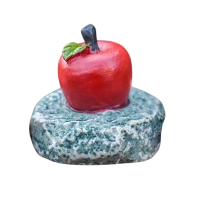 Zelda Goddess Statue Figurine(Small Goddess Statue + Apple) - Retro Resin Finish