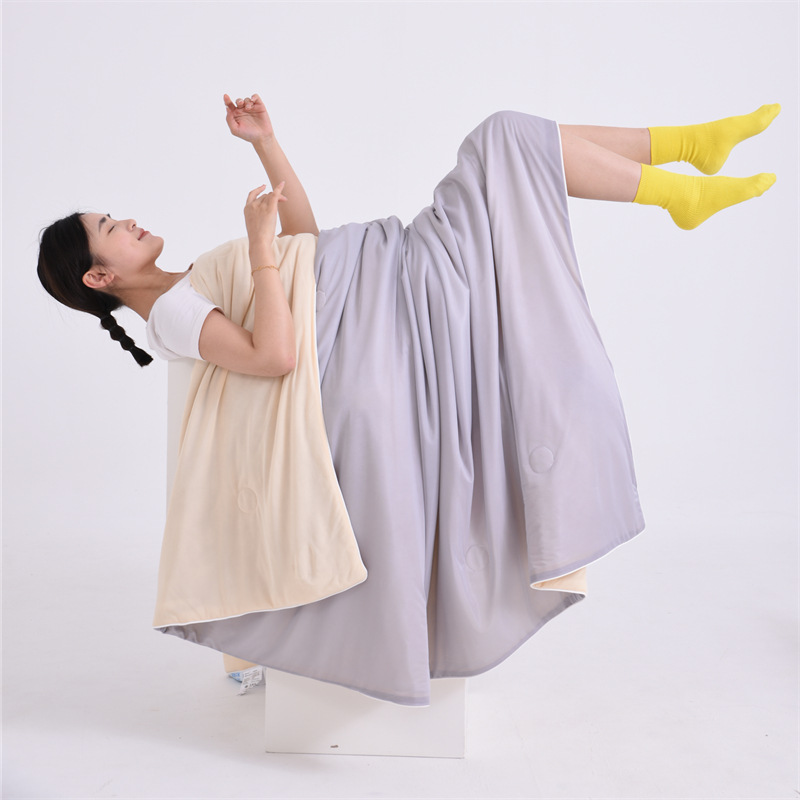 Yellow and gray color combination Cooling Summer Quilt with Ice Silk Fabric Lightweight Breathable Air Conditioner Blanket 150x200cm Soft Washable Comforter for Home Sleep Comfort