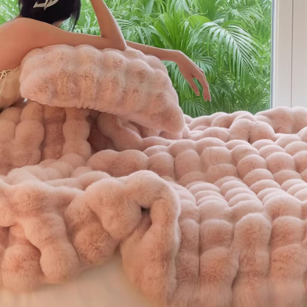 Pink Luxury Tuscany Fleece Rabbit Fur Bubble Blanket (180 x 200 CM) - Double-Sided Thickened Soft Plush Bedding & Large Bed Blanket