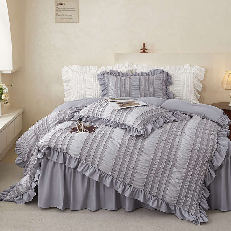 White Elegant Ruffle Seersucker Duvet Cover with 2PCS Pillow Shams - 3-Piece Vertical Stripe Clipped Floral Textured Bedding (Full Size 200 x 229 CM)