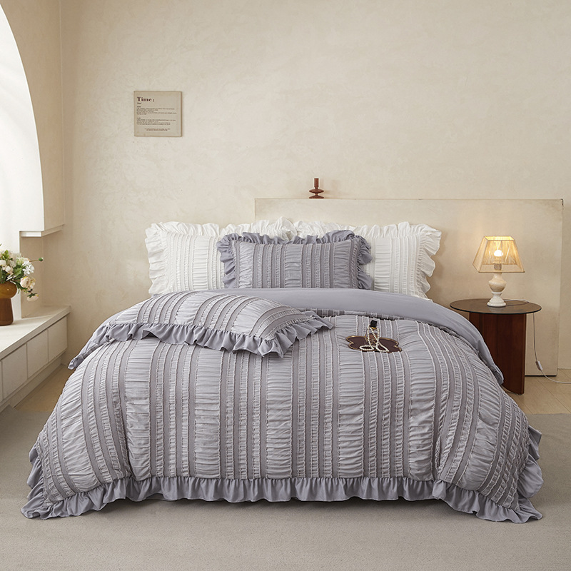 Grey Elegant Ruffle Seersucker Duvet Cover with 2PCS Pillow Shams - 3-Piece Vertical Stripe Clipped Floral Textured Bedding (Full Size 200 x 229 CM) Grey Elegant Ruffle Seersucker Duvet Cover with 2PCS Pillow Shams - 3-Piece Vertical Stripe Clipped Floral Textured Bedding (Full Size 200 x 229 CM)