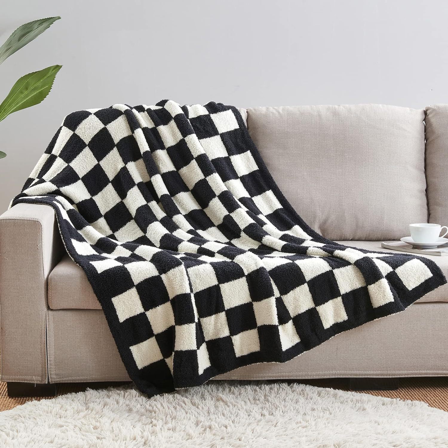 Black and White Premium Knitted Checkerboard Throw Blanket(130 x 150 CM) - Soft Half-Velvet Fleece Nap Blanket Black and White Premium Knitted Checkerboard Throw Blanket(130 x 150 CM) - Soft Half-Velvet Fleece Nap Blanket