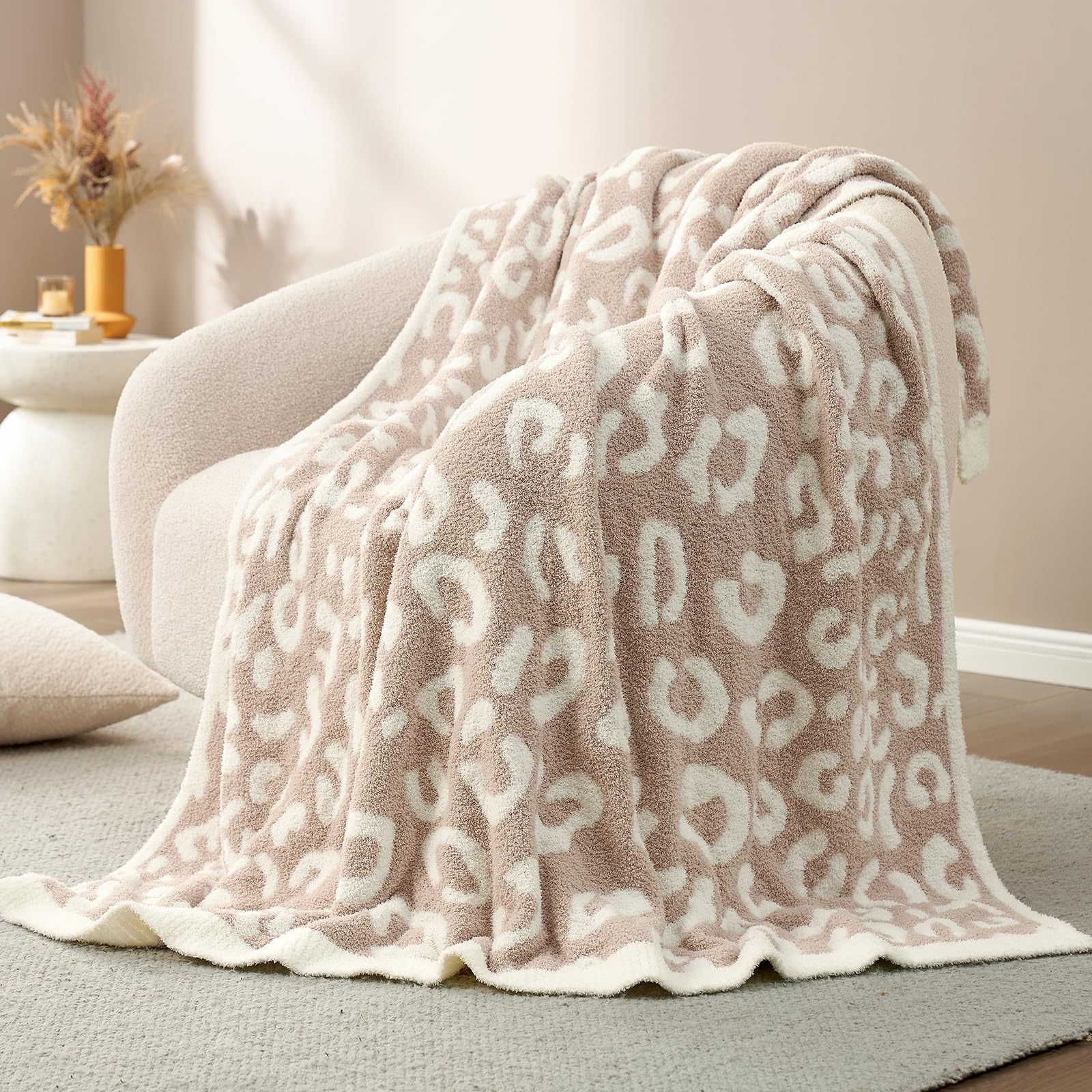 Leopard Print Checkerboard Flannel Throw Blanket(Extra Large 200 x 200 CM) - Anti-Pilling Trendy Soft Plush Blanket for Bed