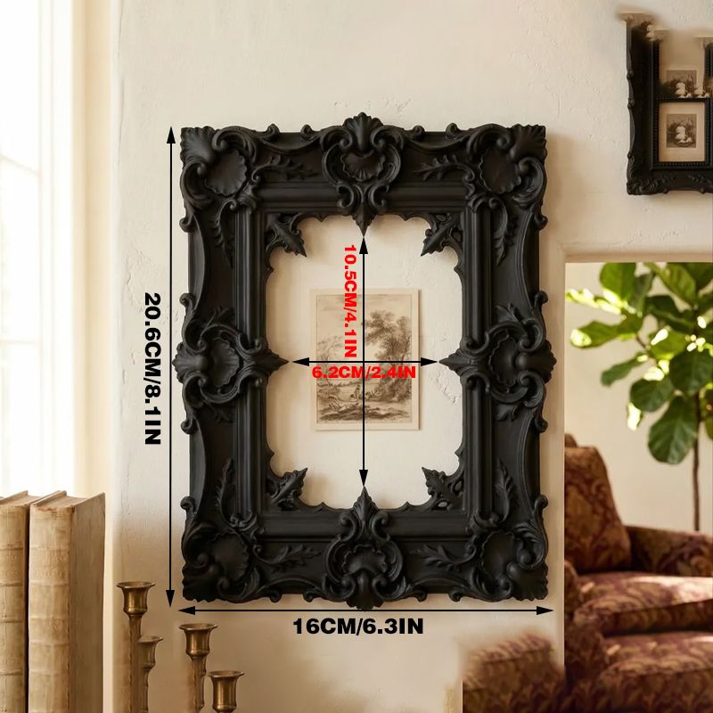 A gorgeous 3D-printed wall-mounted picture frame