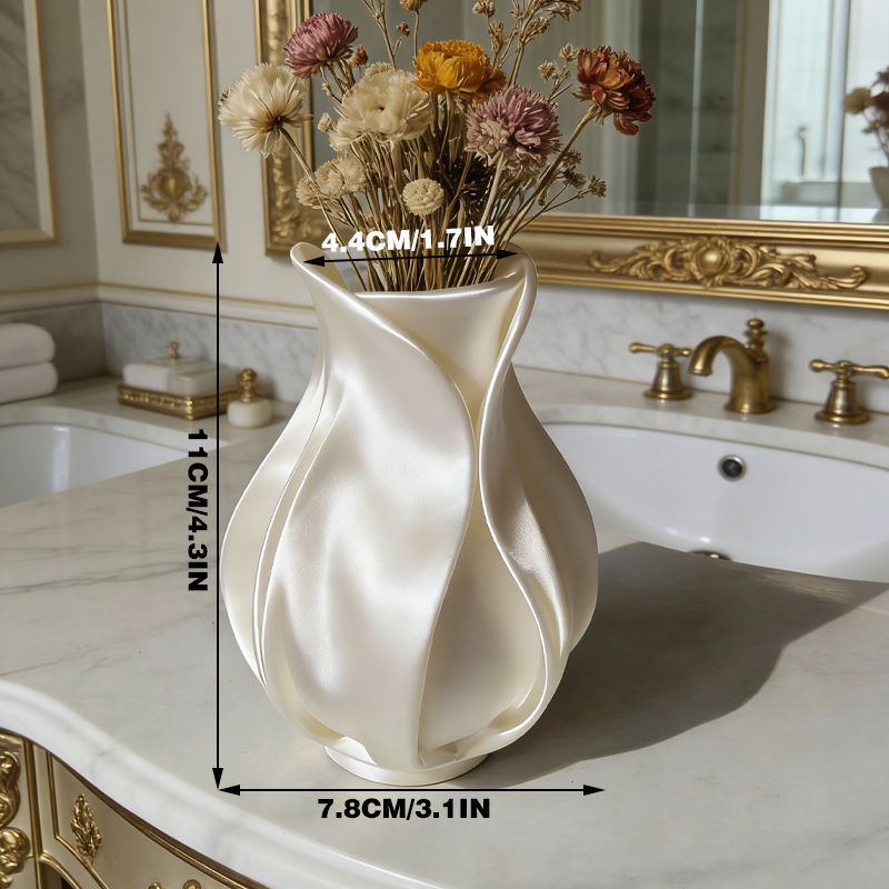 3D printed petal vase
