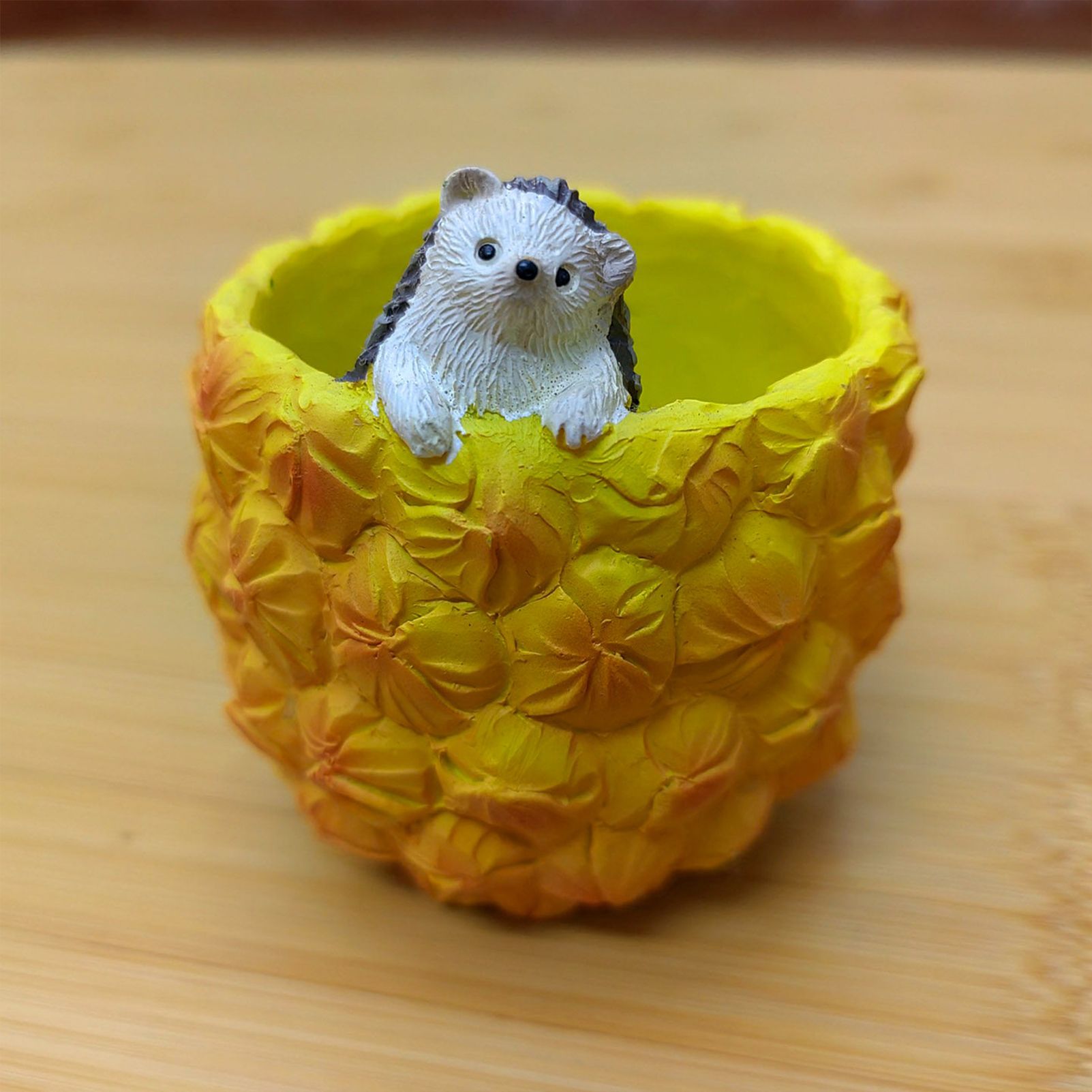 Cute Hedgehog Pineapple Resin Planter - Mini Succulent Pot