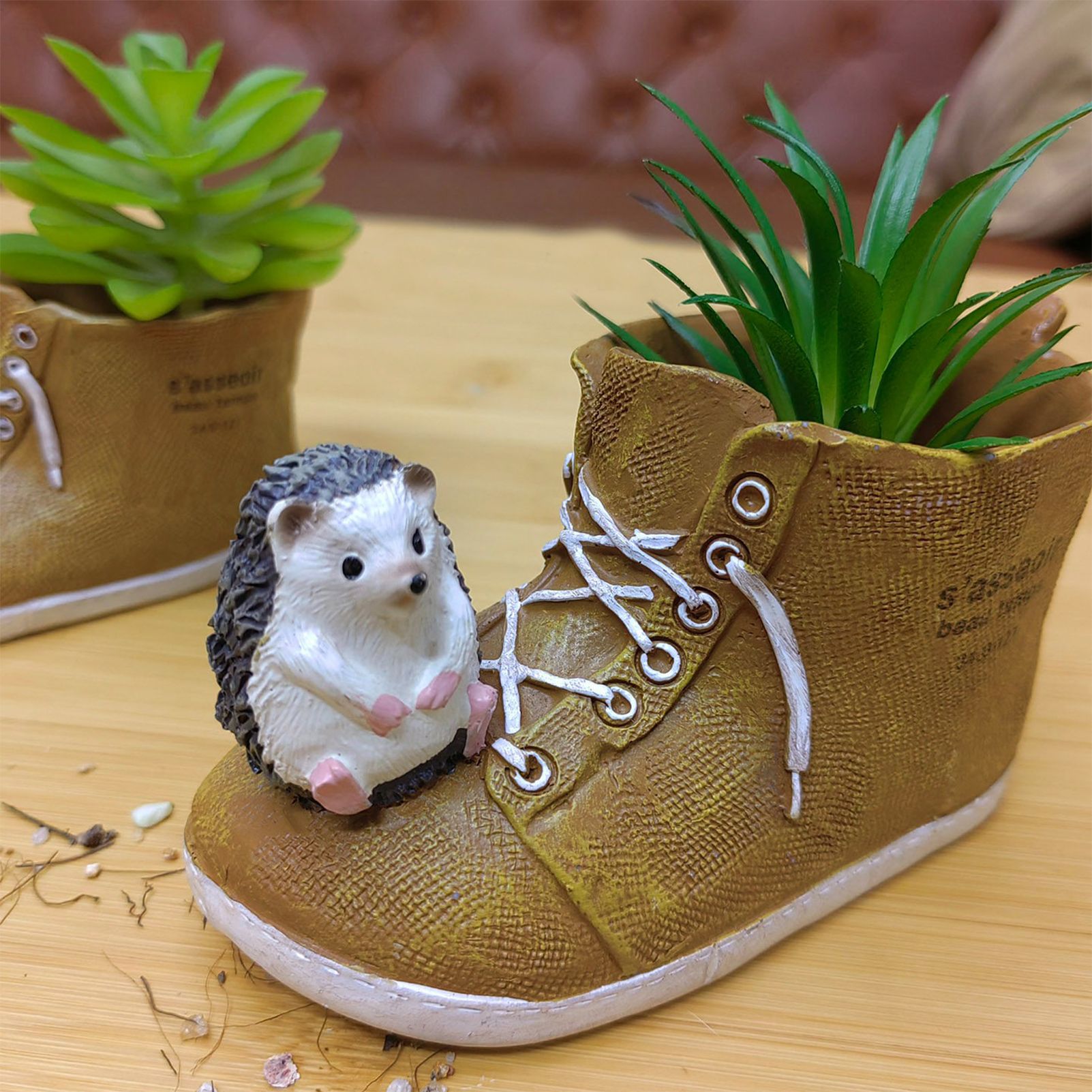 Cute Hedgehog with Resin Shoe Flower Pot with Animal Figurine