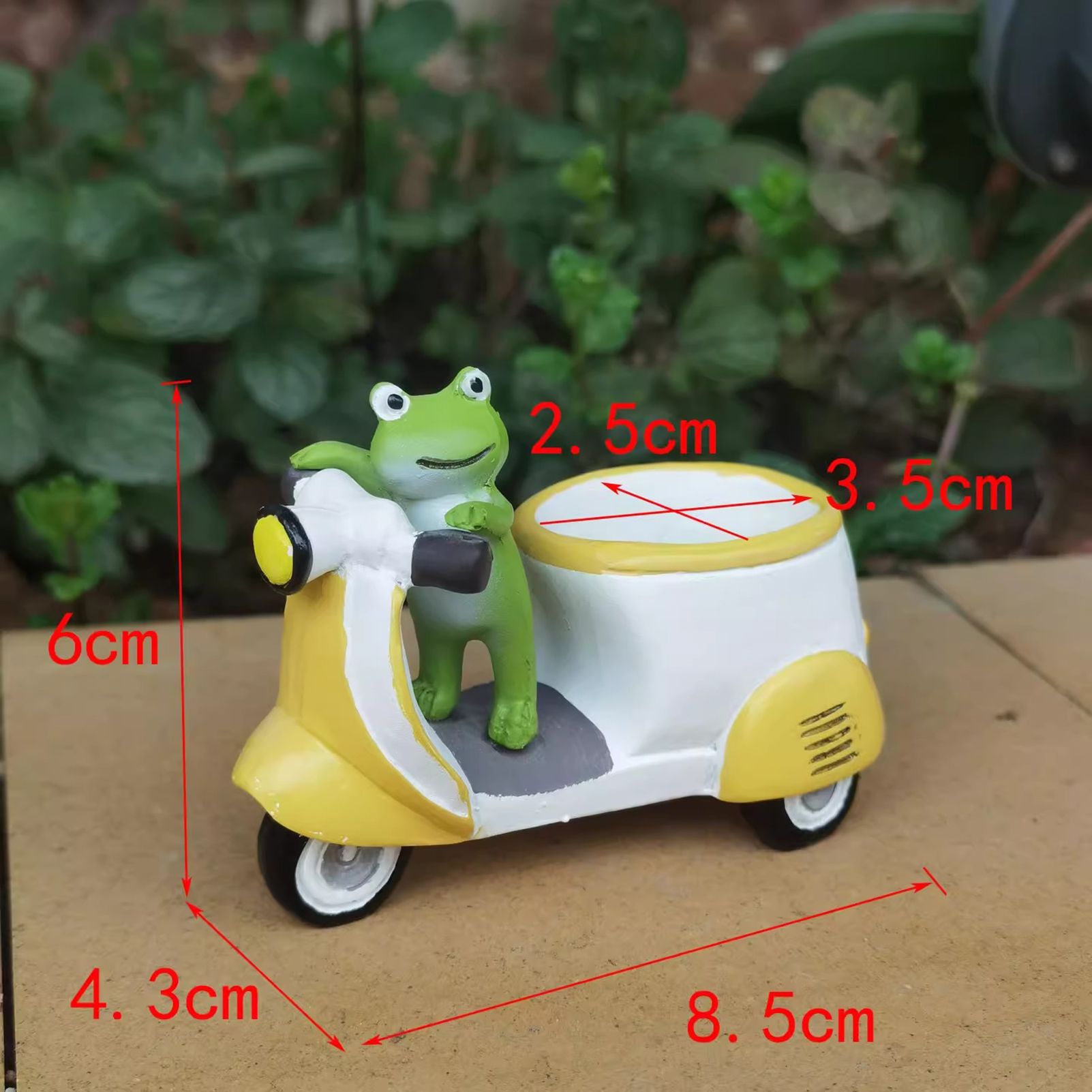 Cute Frog on Motorcycle Resin Planter - Mini Scooter Flower Pot for Succulents