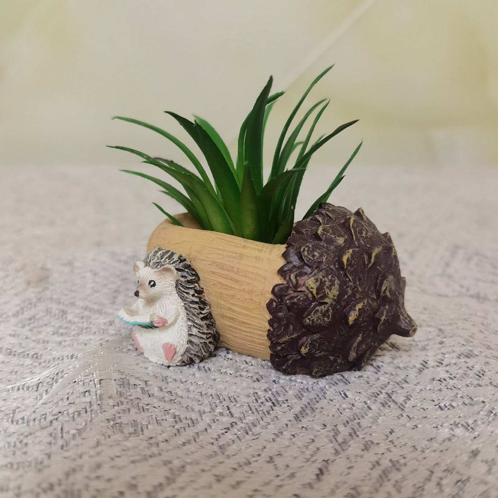 Creative Hedgehog Pinecone Resin Planter