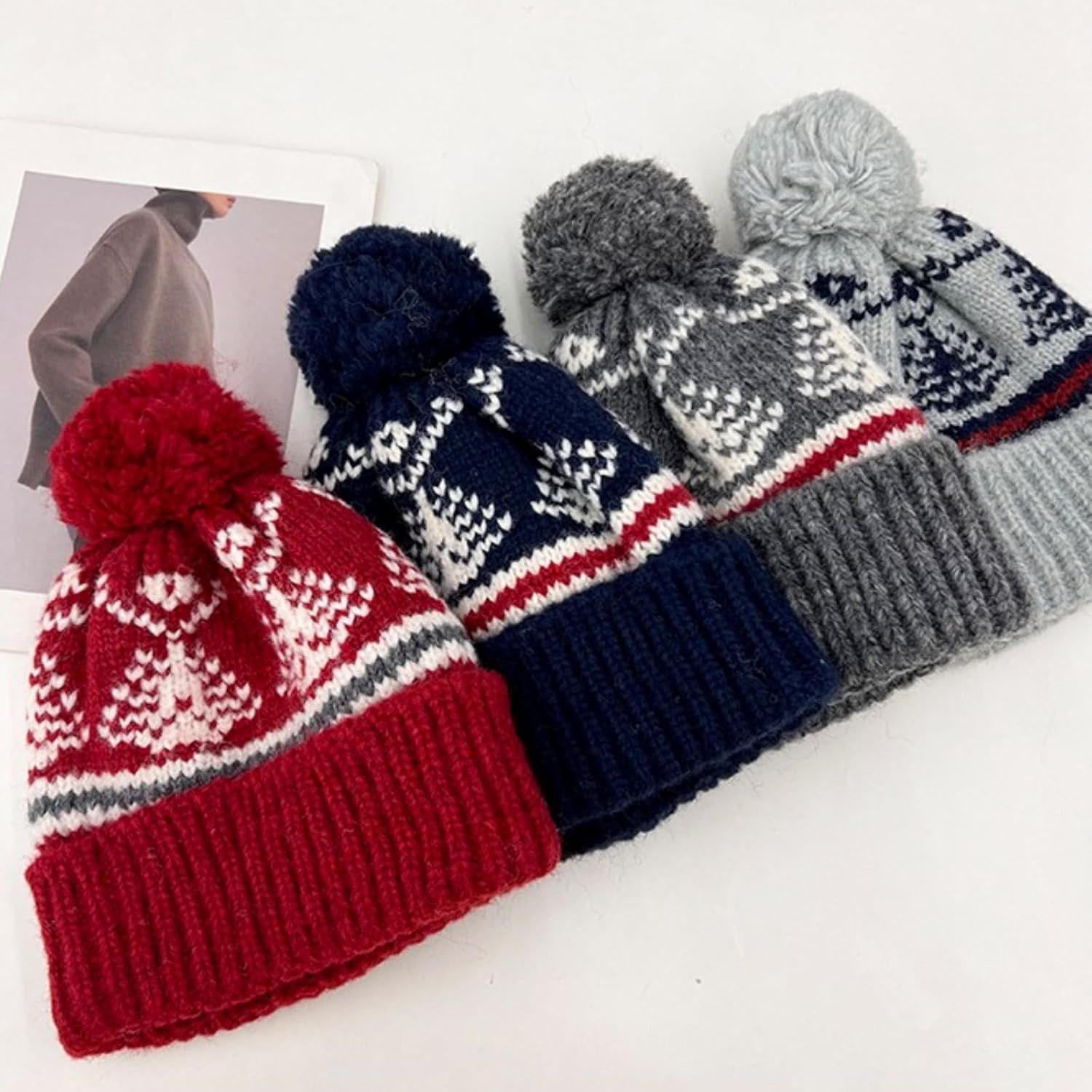 Women%27s Thick Classic Knit Bobble Hat for Winter Warm